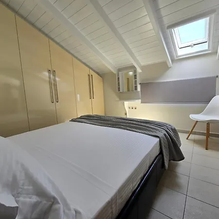Tomorrow Attic Apartman Vasilikí